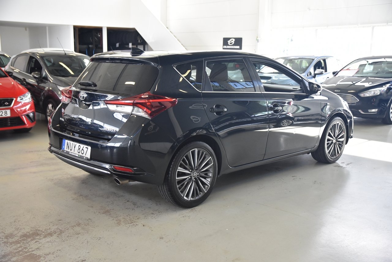 Toyota Auris 2015, bild 3/10