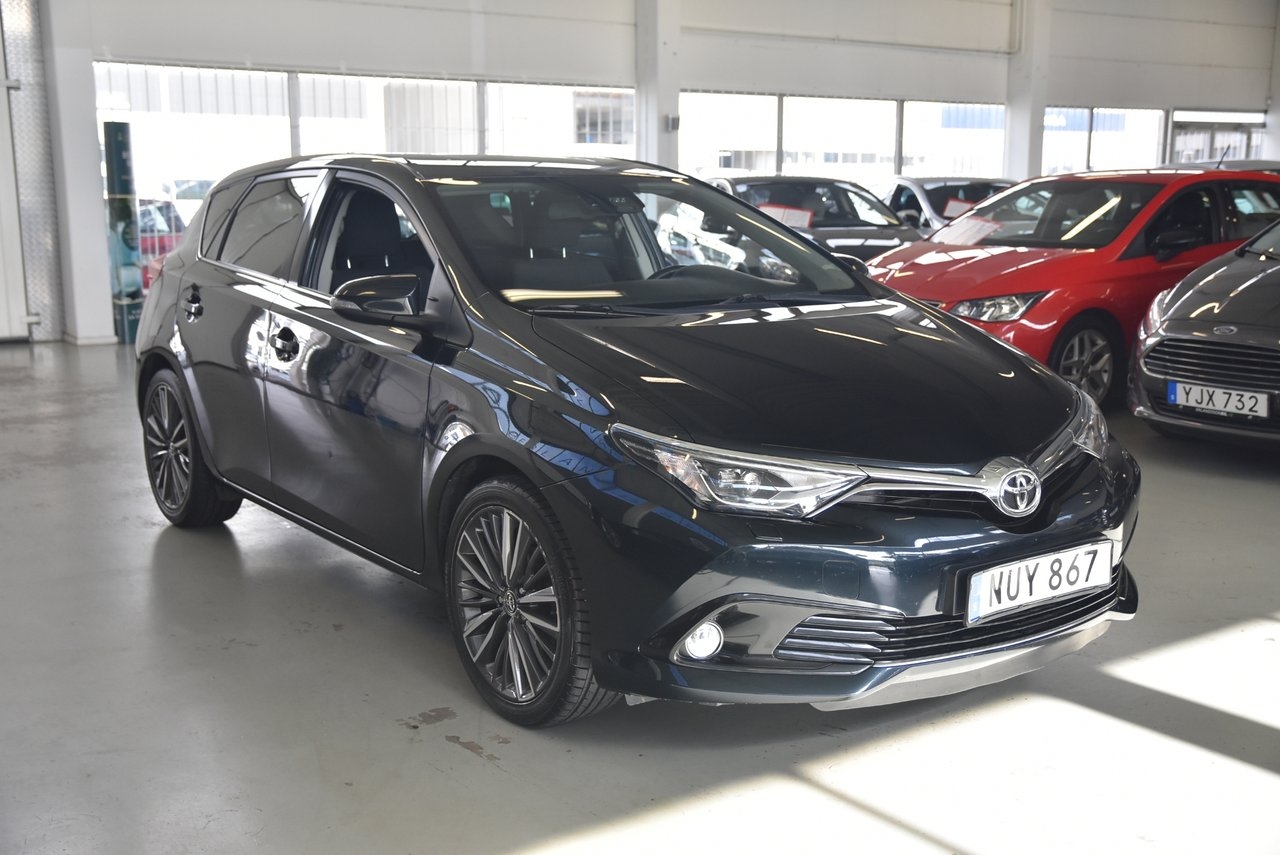 Toyota Auris 2015, bild 2/10