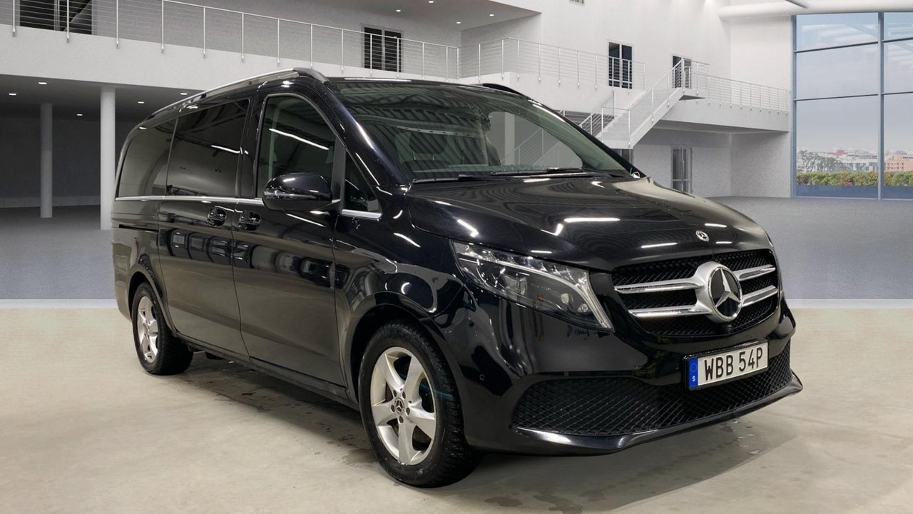 Mercedes-Benz V 250D 3.2T Avantgarde 2024, bild 4/8