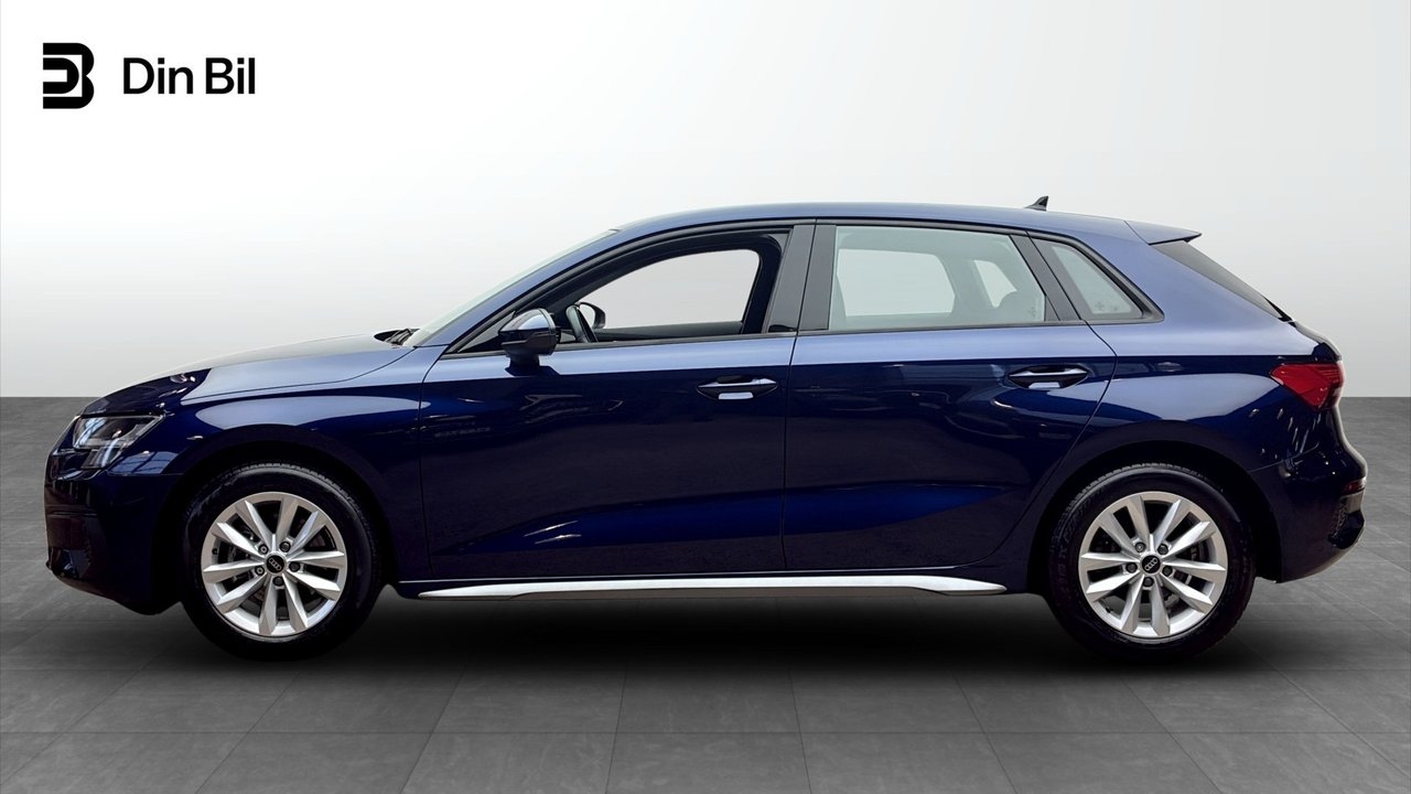 Audi A3 2023, bild 2/10