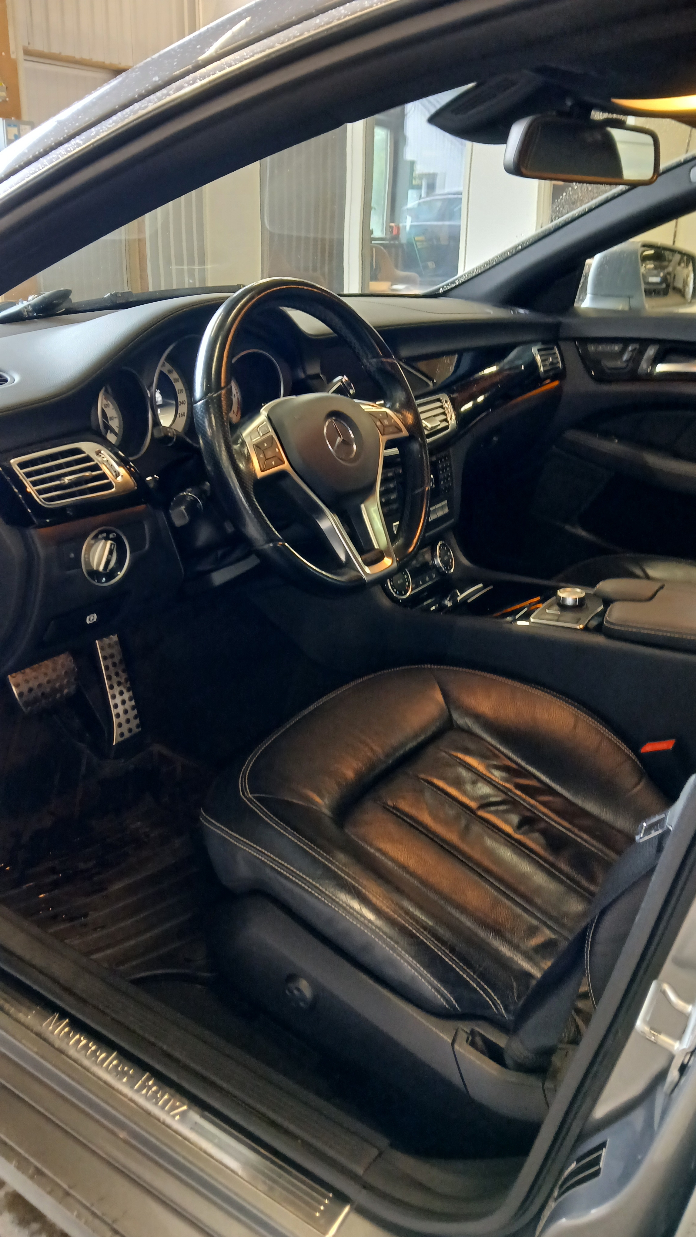Mercedes-Benz CLS 2012, bild 5/9