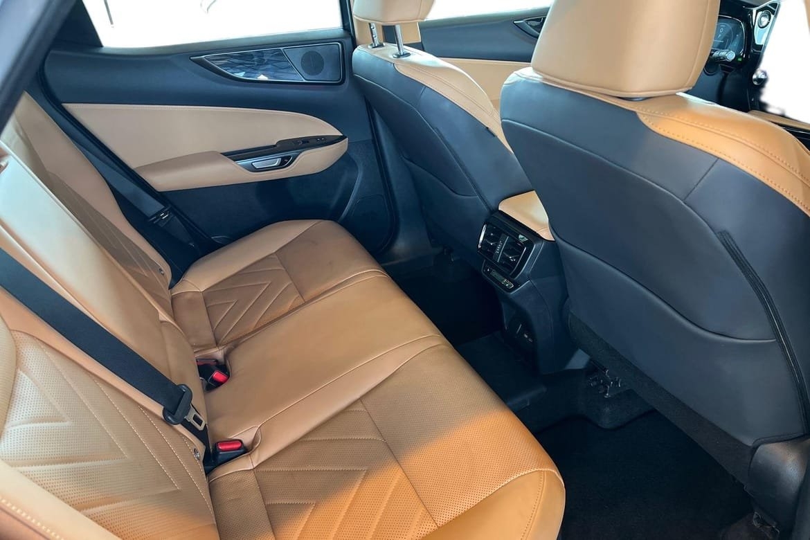 Lexus NX 450h+ AWD Executive -Tek 2023, photo 7/10