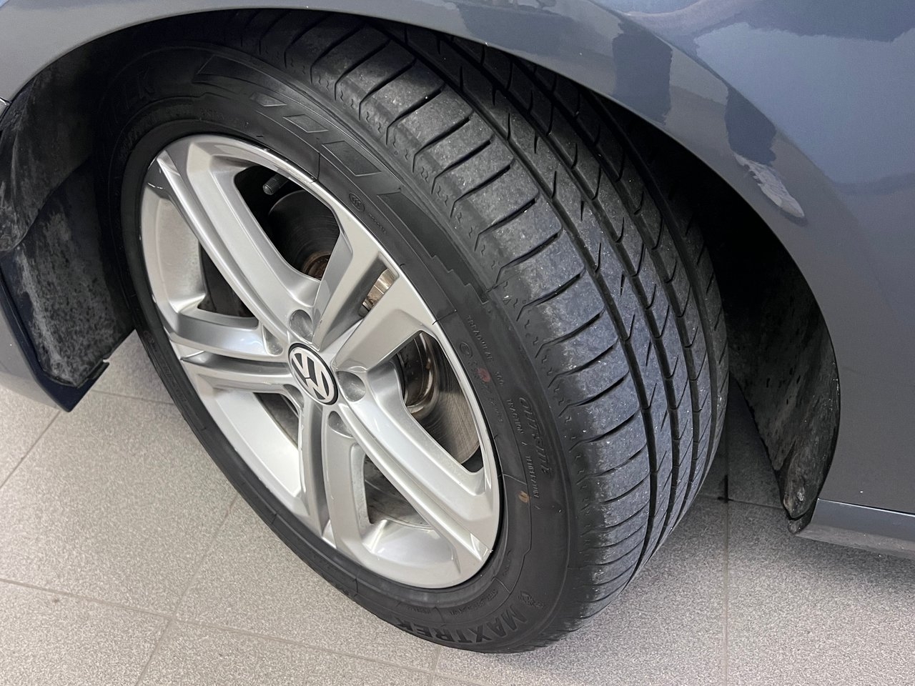 Volkswagen Passat 2014, bild 2/10