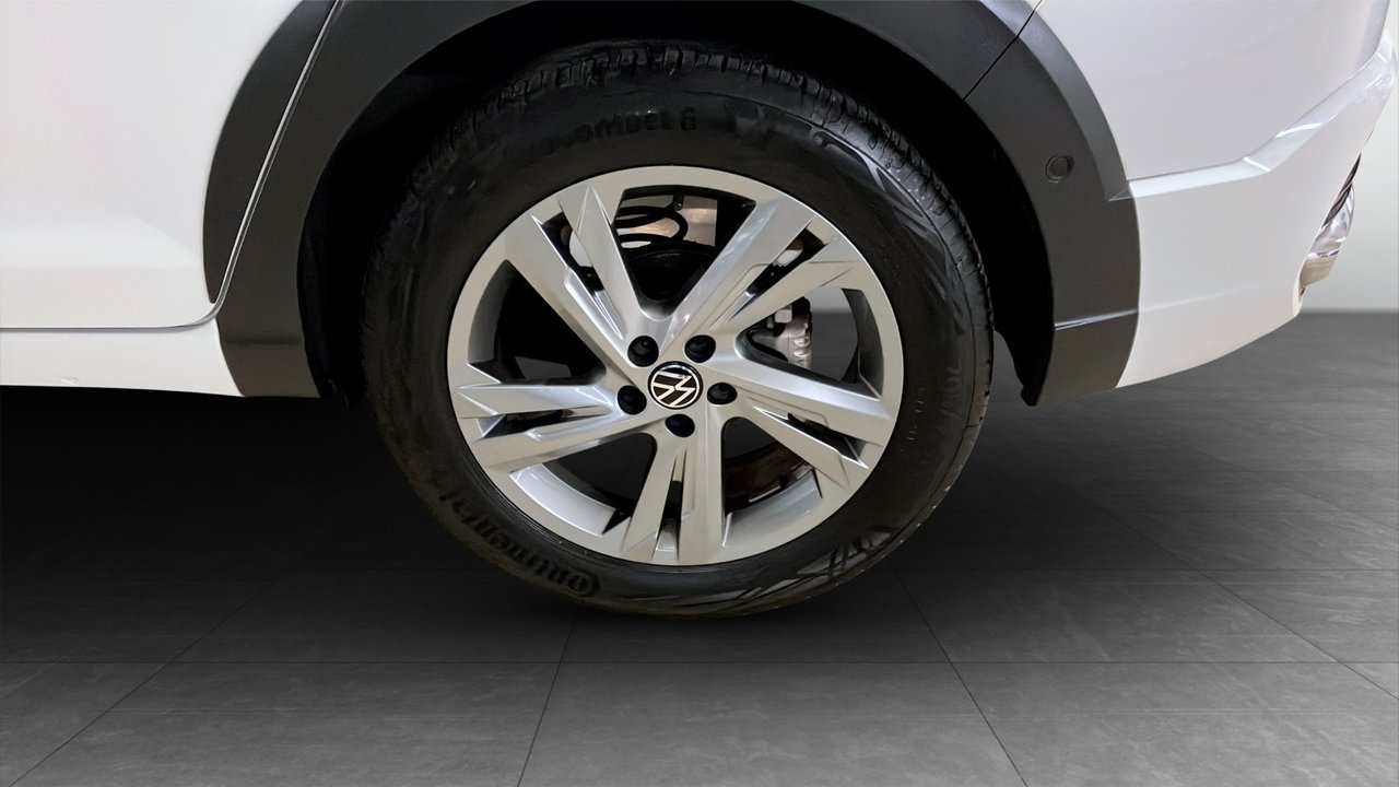 Volkswagen Taigo TSI 110 DSG R-line 2023, photo 6/10
