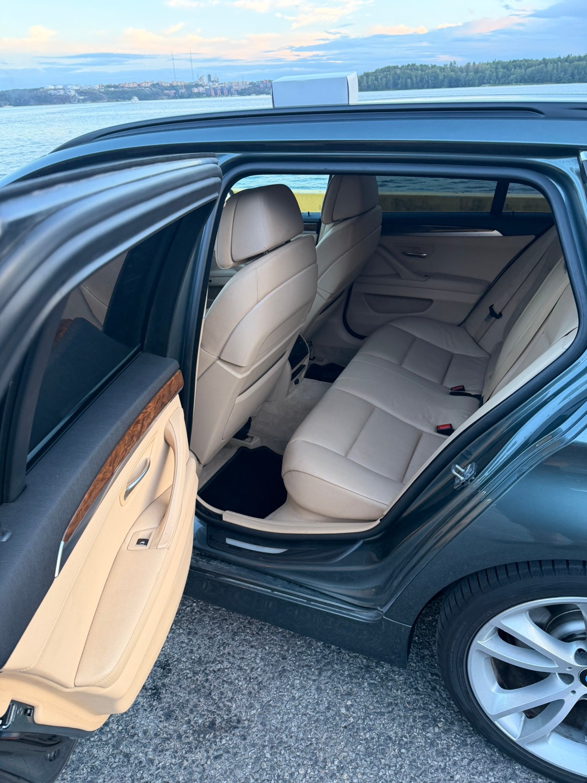 BMW 535 d xDrive Touring Steptronic 2012, photo 6/7