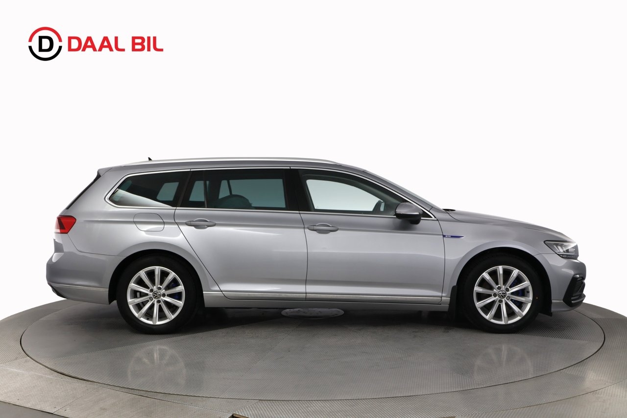 Volkswagen Passat 2022, bild 5/10