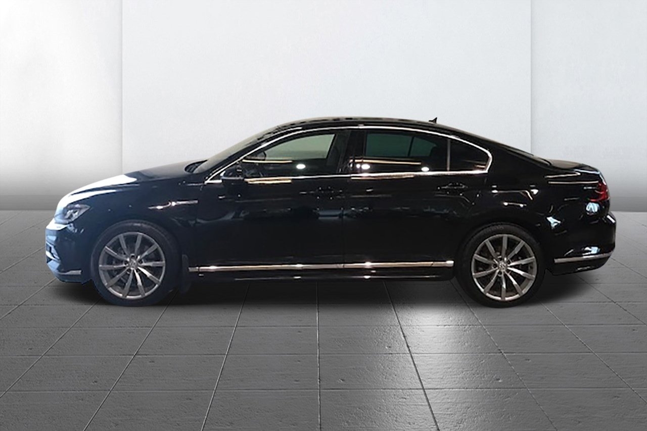 Volkswagen Passat 2017, bild 7/10