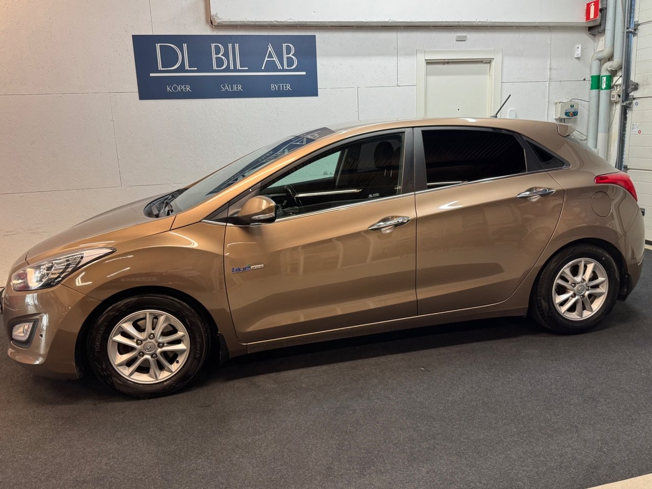 Hyundai i30 1.6 CRDi 128hk Sport 2014, bild 7/10