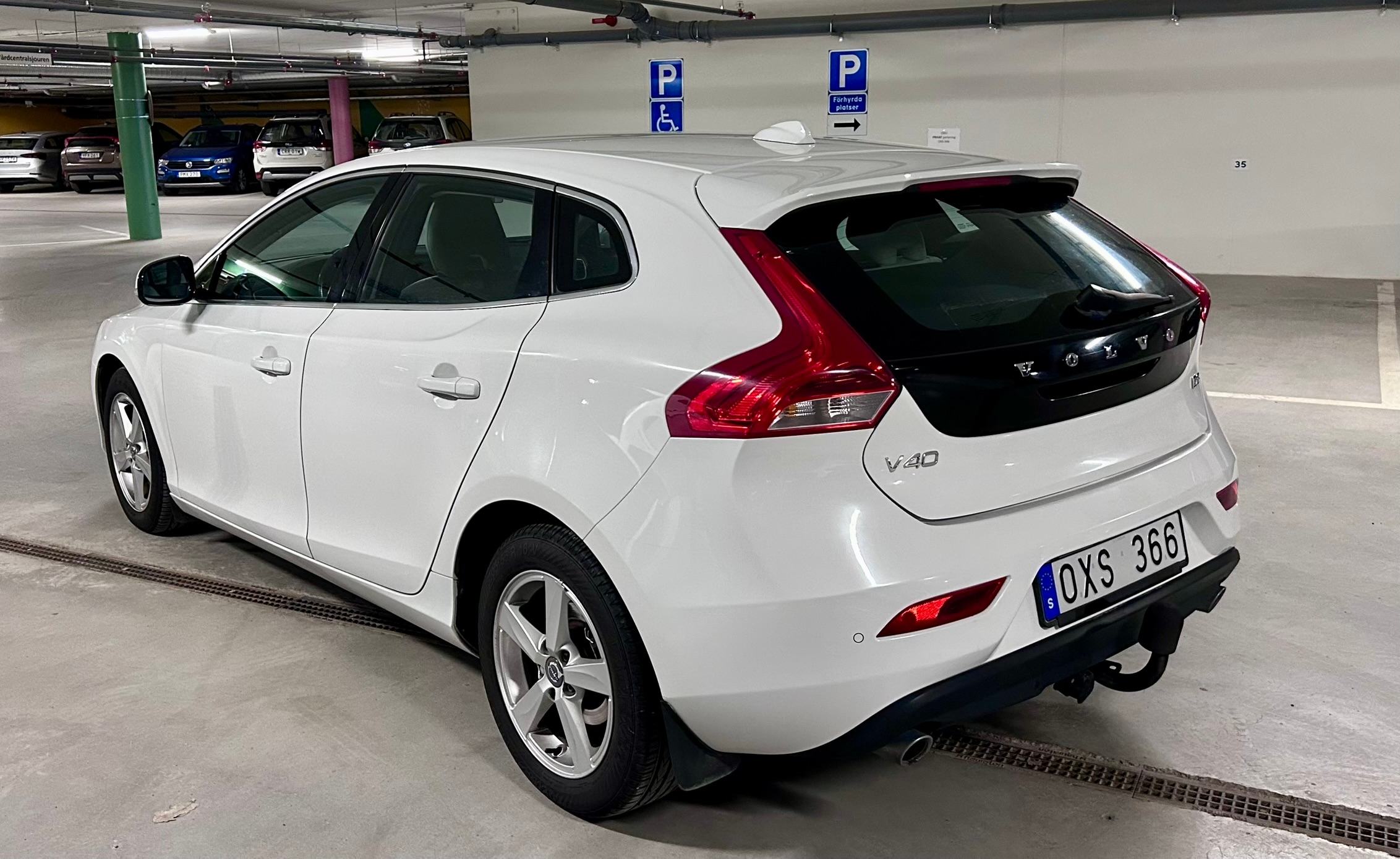 Volvo V40 D3 Manuell 2014, bild 2/7