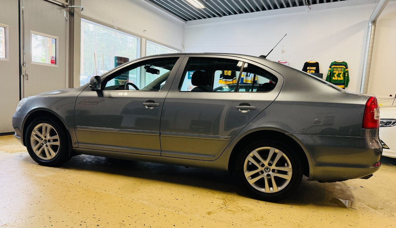 Skoda Octavia 1.4 TSI Elegance Euro 5 2013, bild 3/10