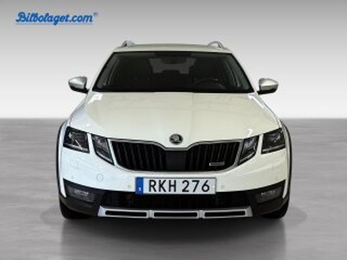 Skoda Octavia Scout 4x4 2018, bild 2/10