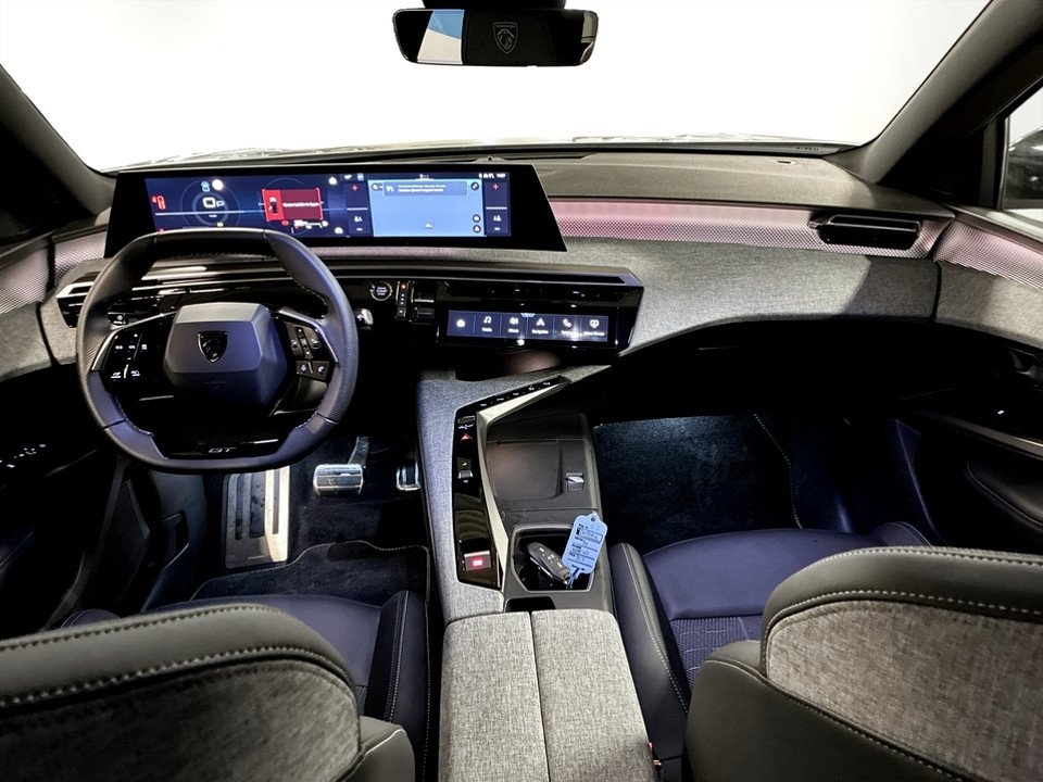 Peugeot 5008 GT Hybrid 145hk Aut 7-SITS 2025, bild 6/10