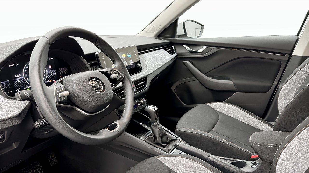 Skoda Kamiq Selection 1,0 TSI DSG 2025, bild 7/10