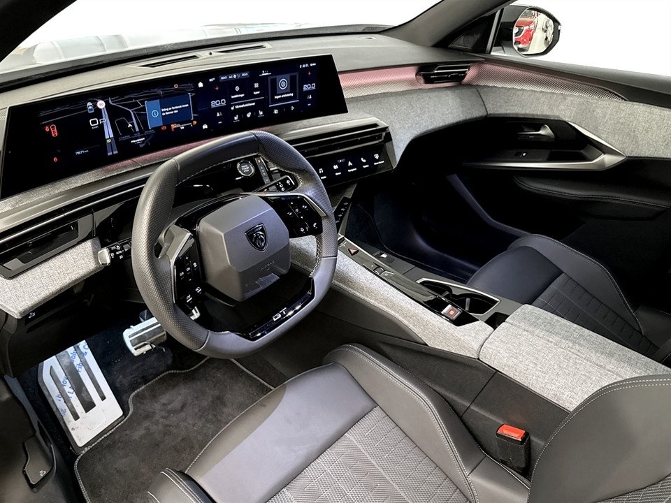 Peugeot 5008 GT Hybrid 145hk Aut 7-SITS 2025, bild 6/10