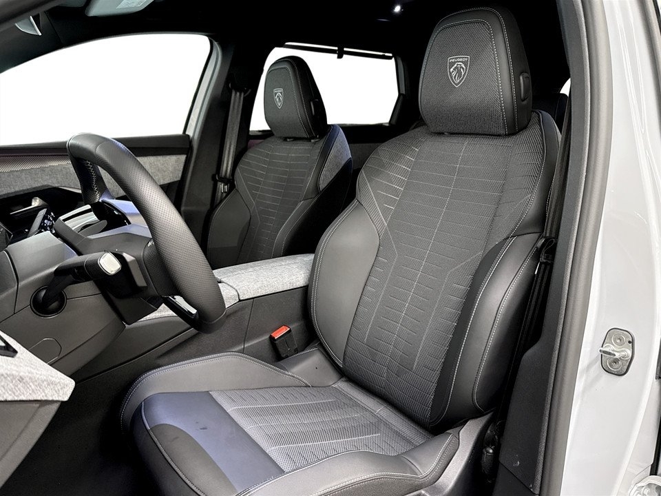 Peugeot 5008 GT Hybrid 145hk Aut 7-SITS 2025, bild 4/10