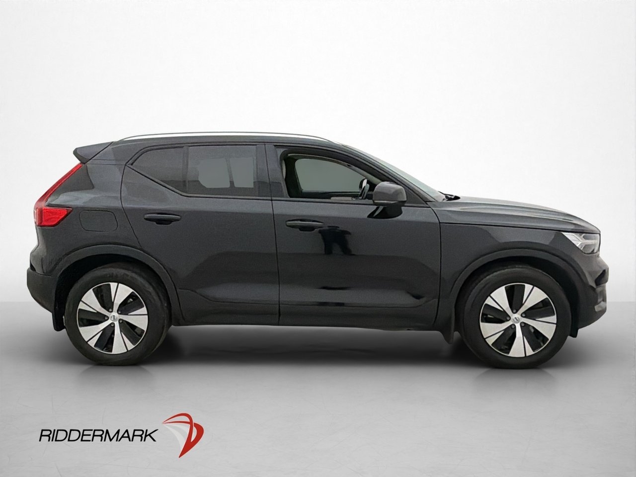Volvo XC40 Recharge T5 Momentum Adv 2020, photo 6/37