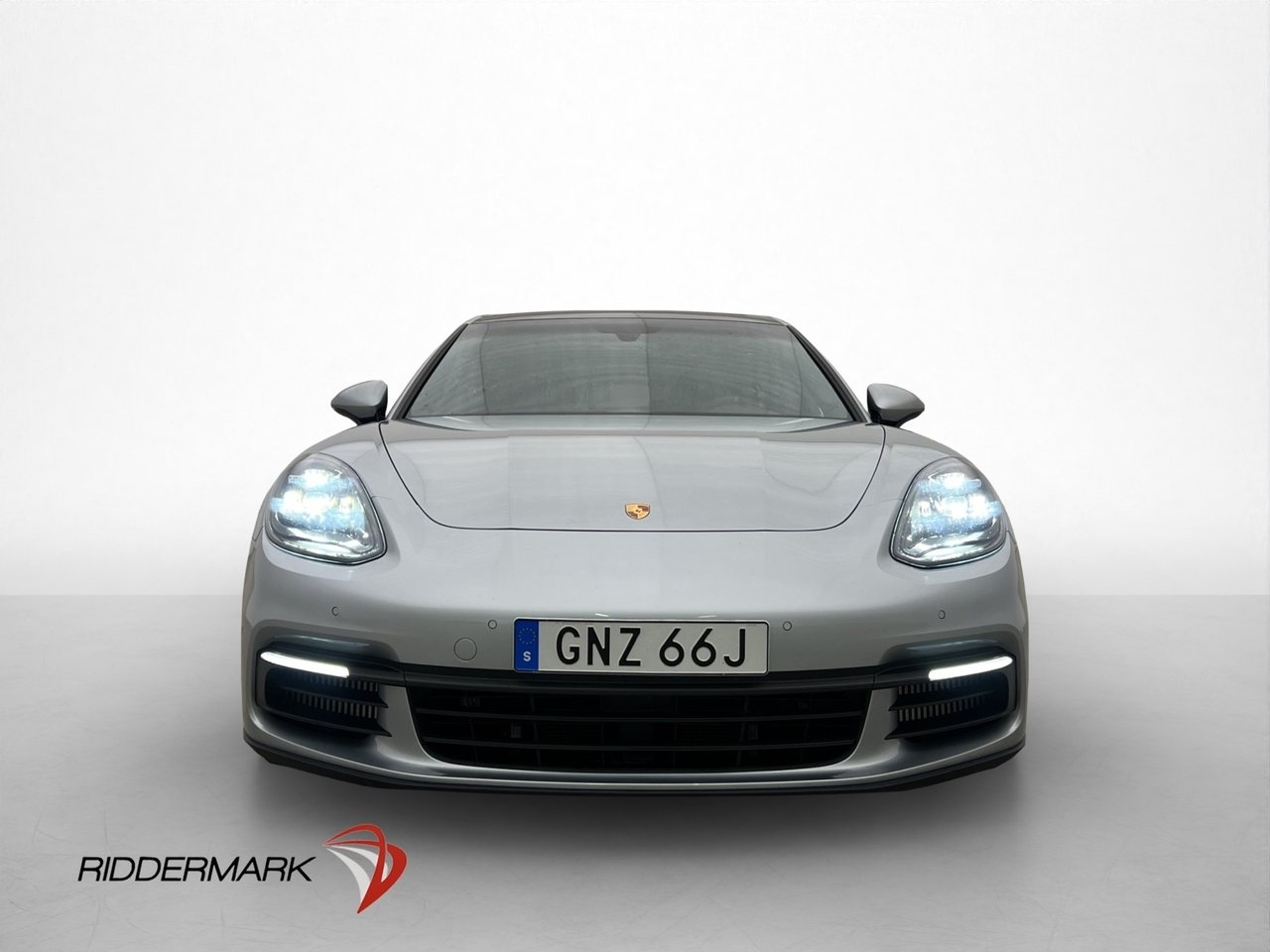 Porsche Panamera 4 E-Hybrid AWD Pano 2019, bild 2/10