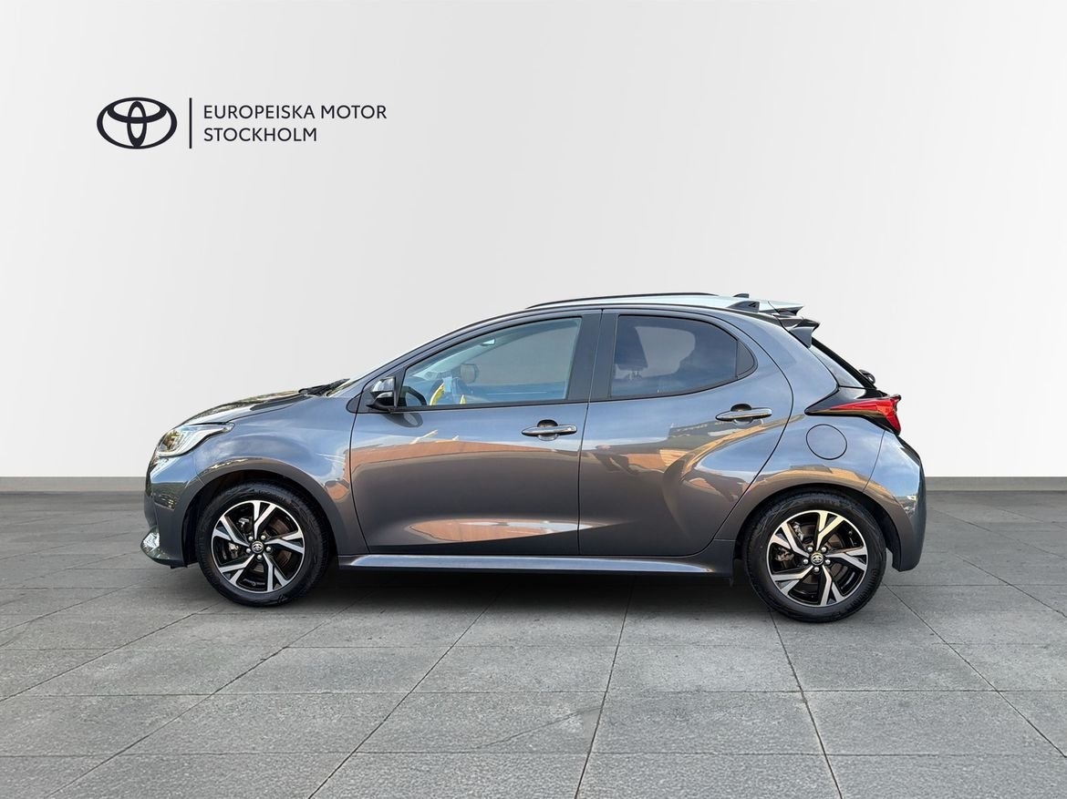 Toyota Yaris 2025, bild 3/13