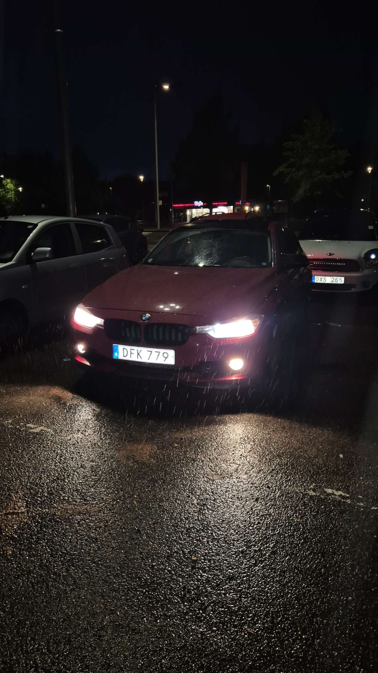 BMW 320 2015, photo 7/7