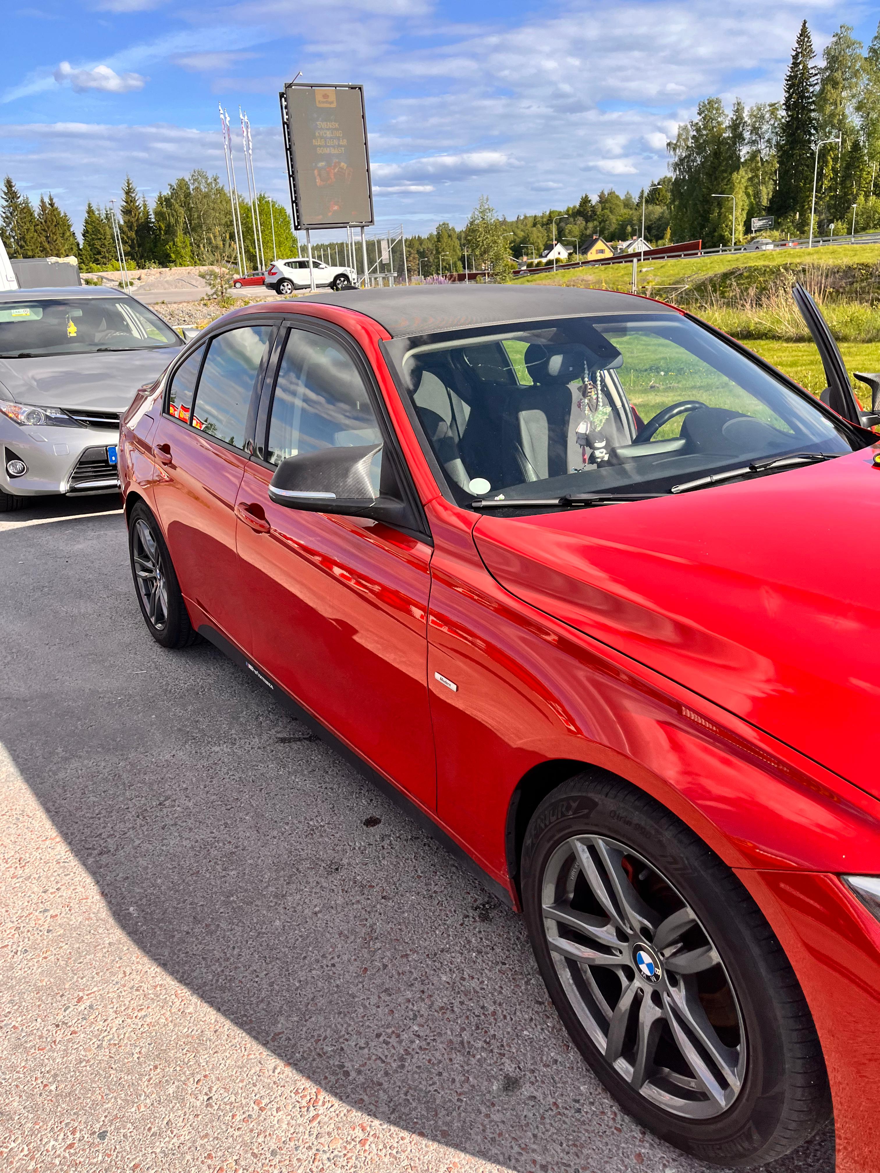 BMW 320 2015, photo 5/7