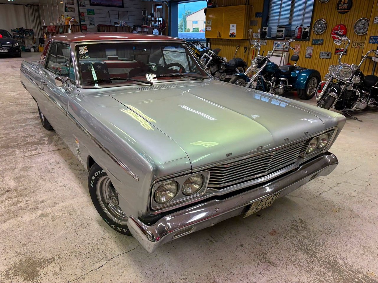 Ford Fairlane