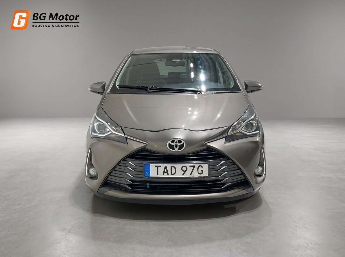 Toyota Yaris 2019, bild 2/19