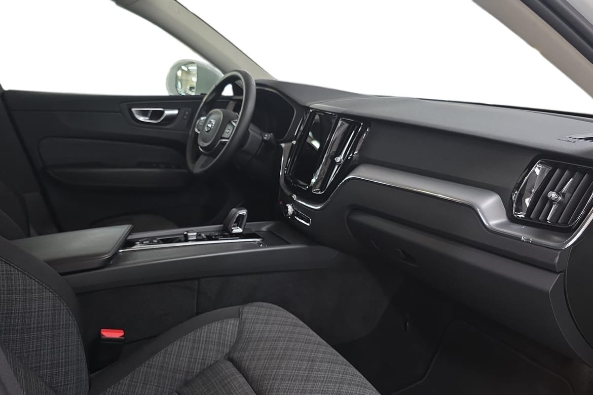 Volvo XC60 Recharge T6 Core Edition 2023, bild 7/10