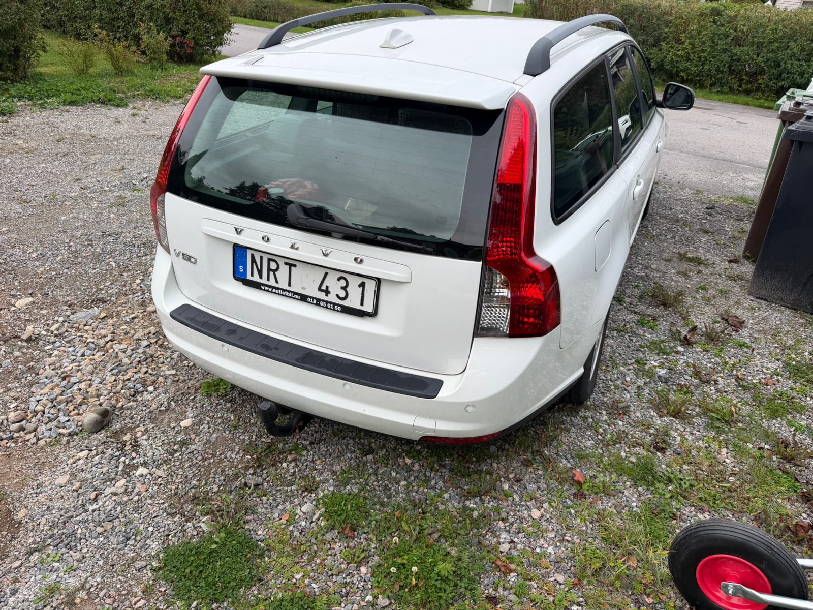 Volvo V50 2.0D Manuell 2010, bild 2/10