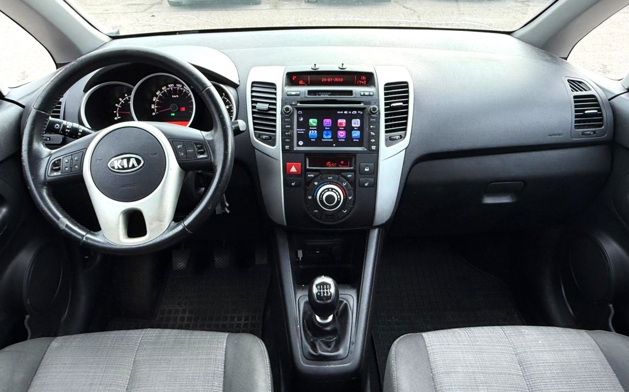Kia Venga 2010, bild 7/9