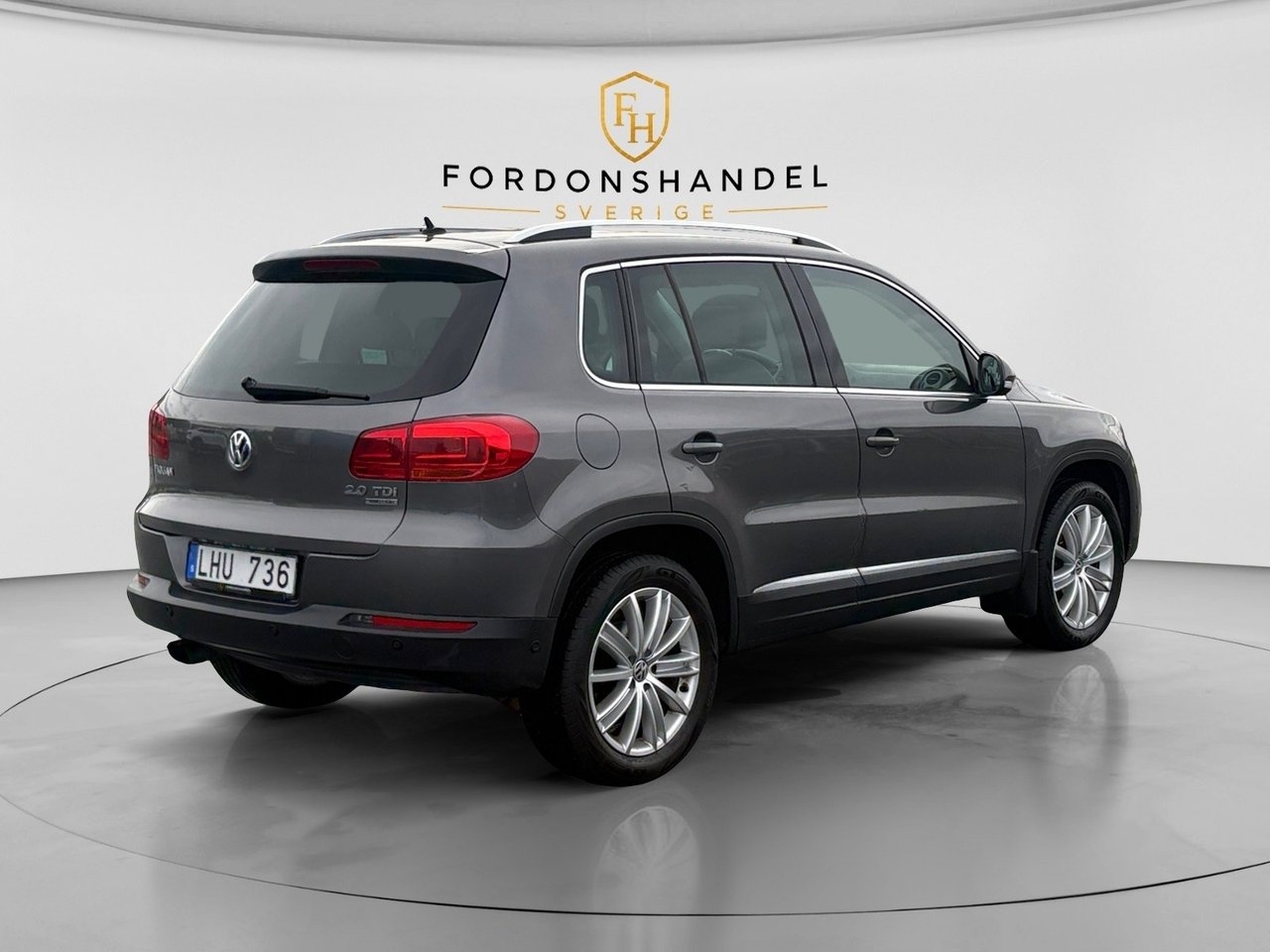 Volkswagen Tiguan 2012, photo 5/10
