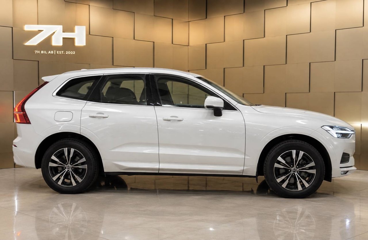 Volvo XC60 2021, bild 2/6