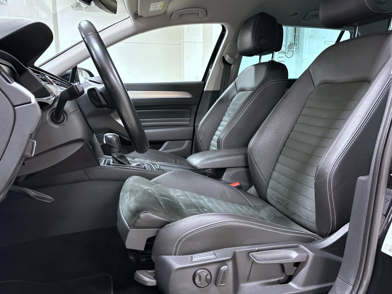 Volkswagen Passat 2022, bild 4/10
