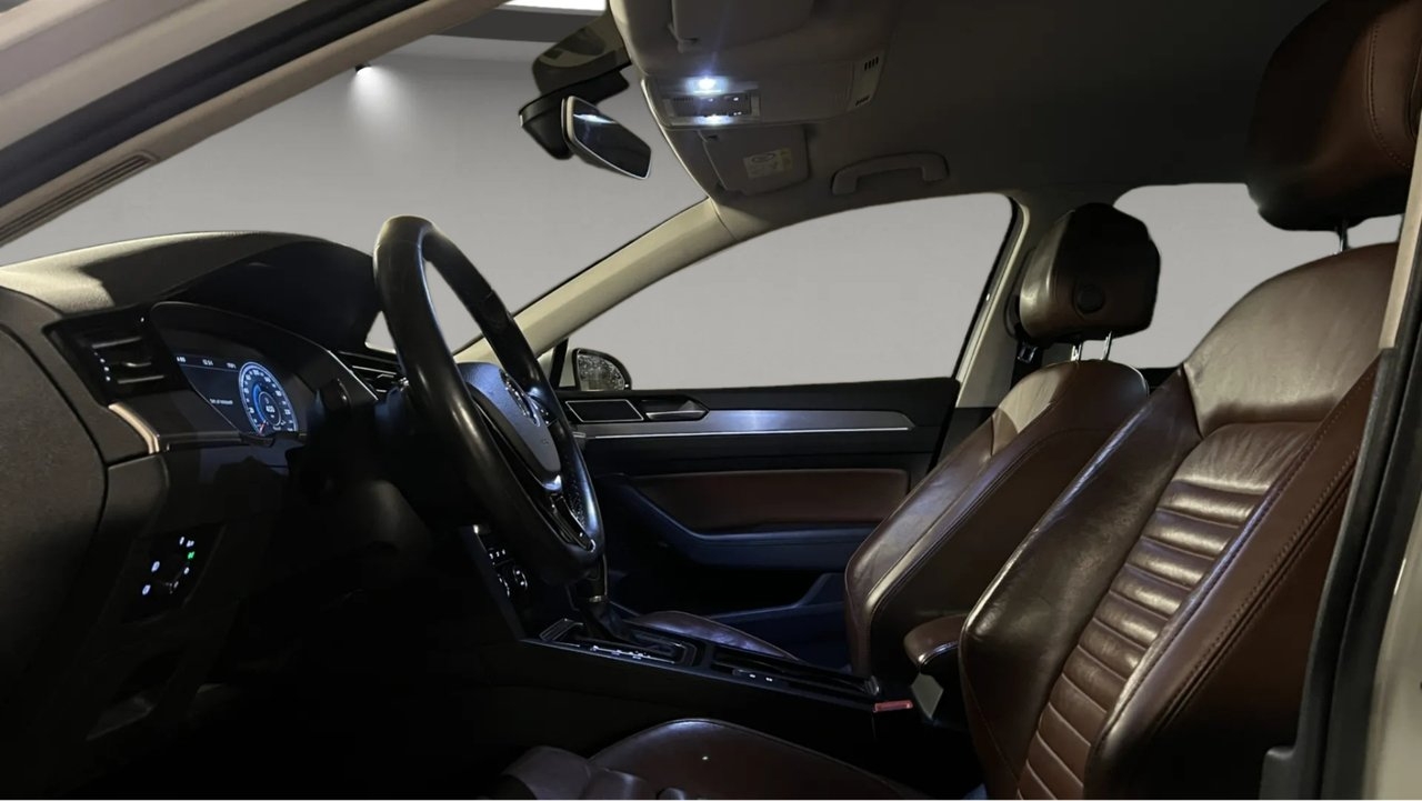 Volkswagen Passat 2015, bild 5/8