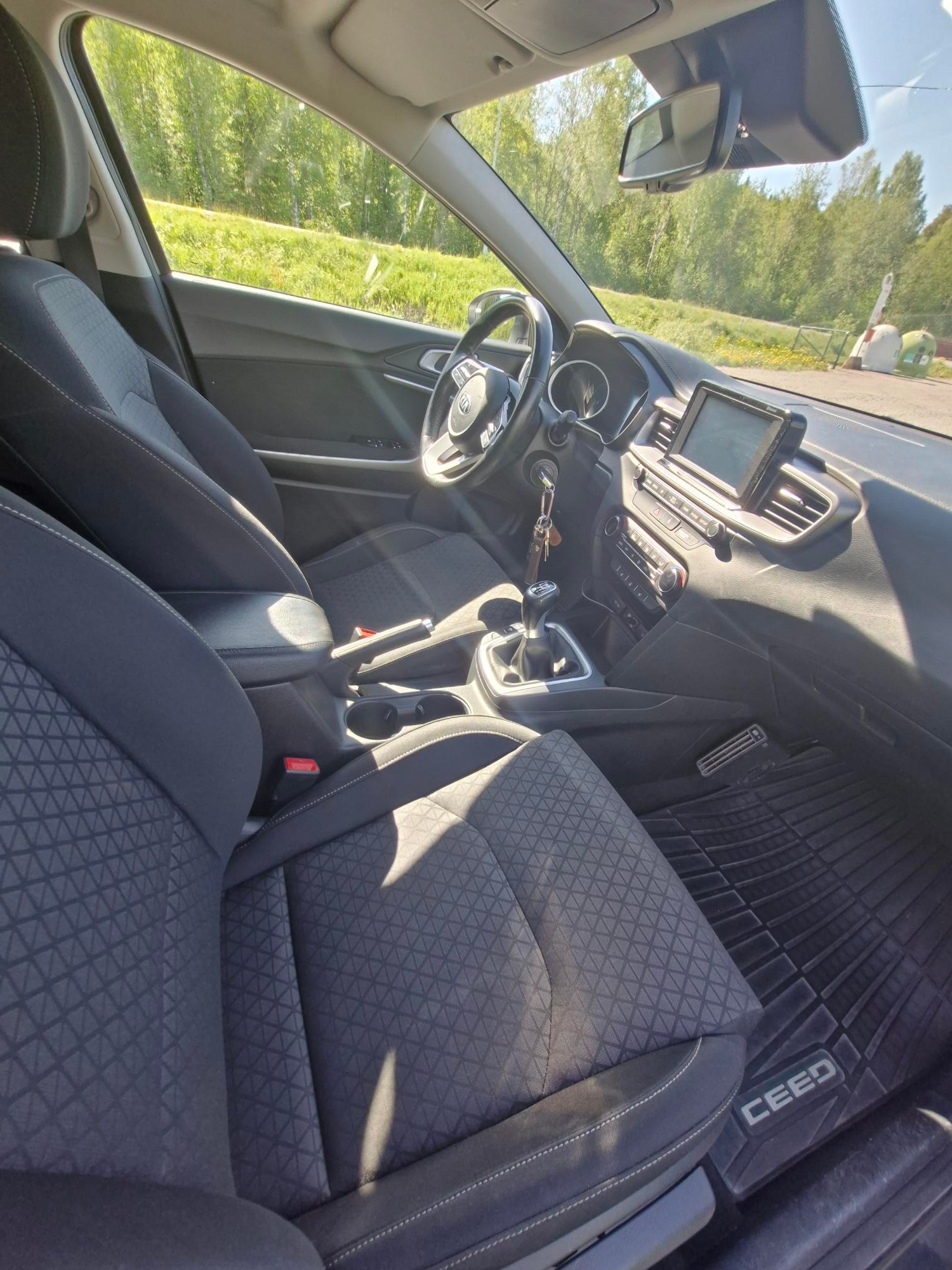 Kia Ceed Sportswagon 1.0 T-GDI Manuell 2019, photo 5/6