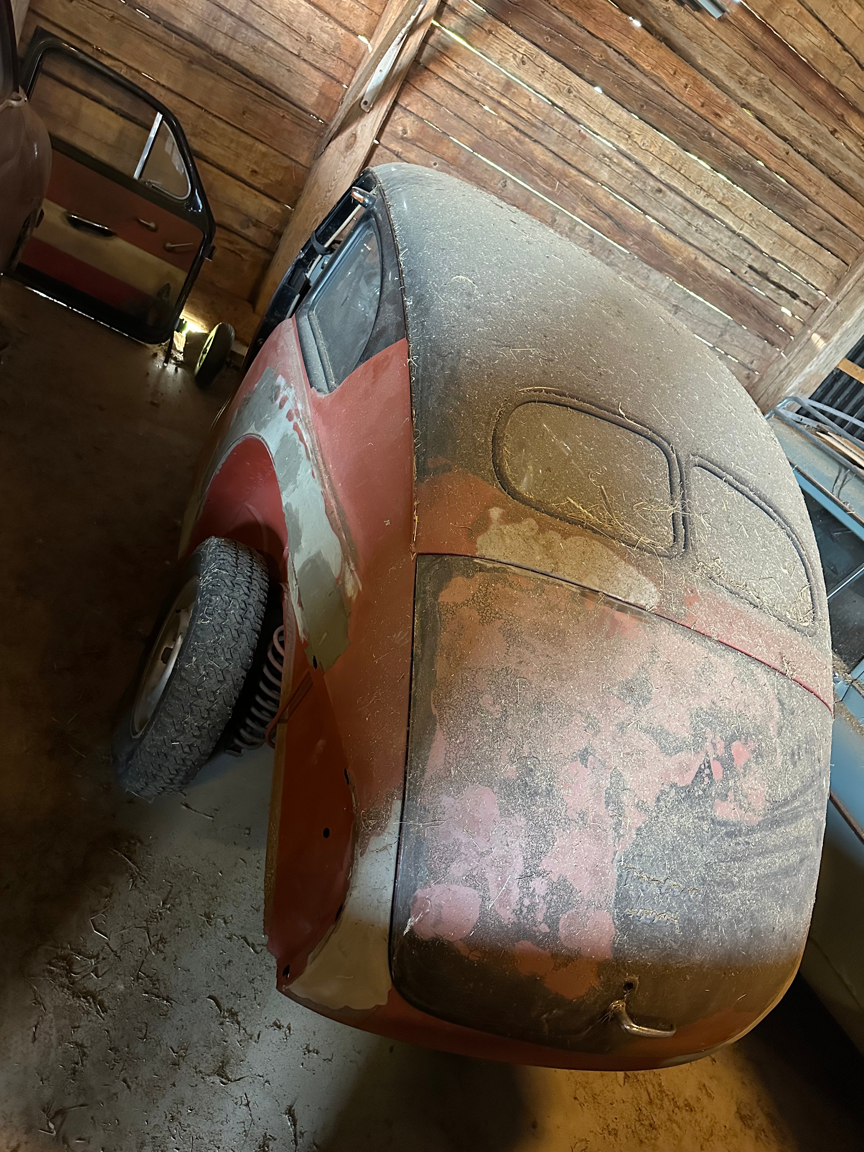 Volvo PV