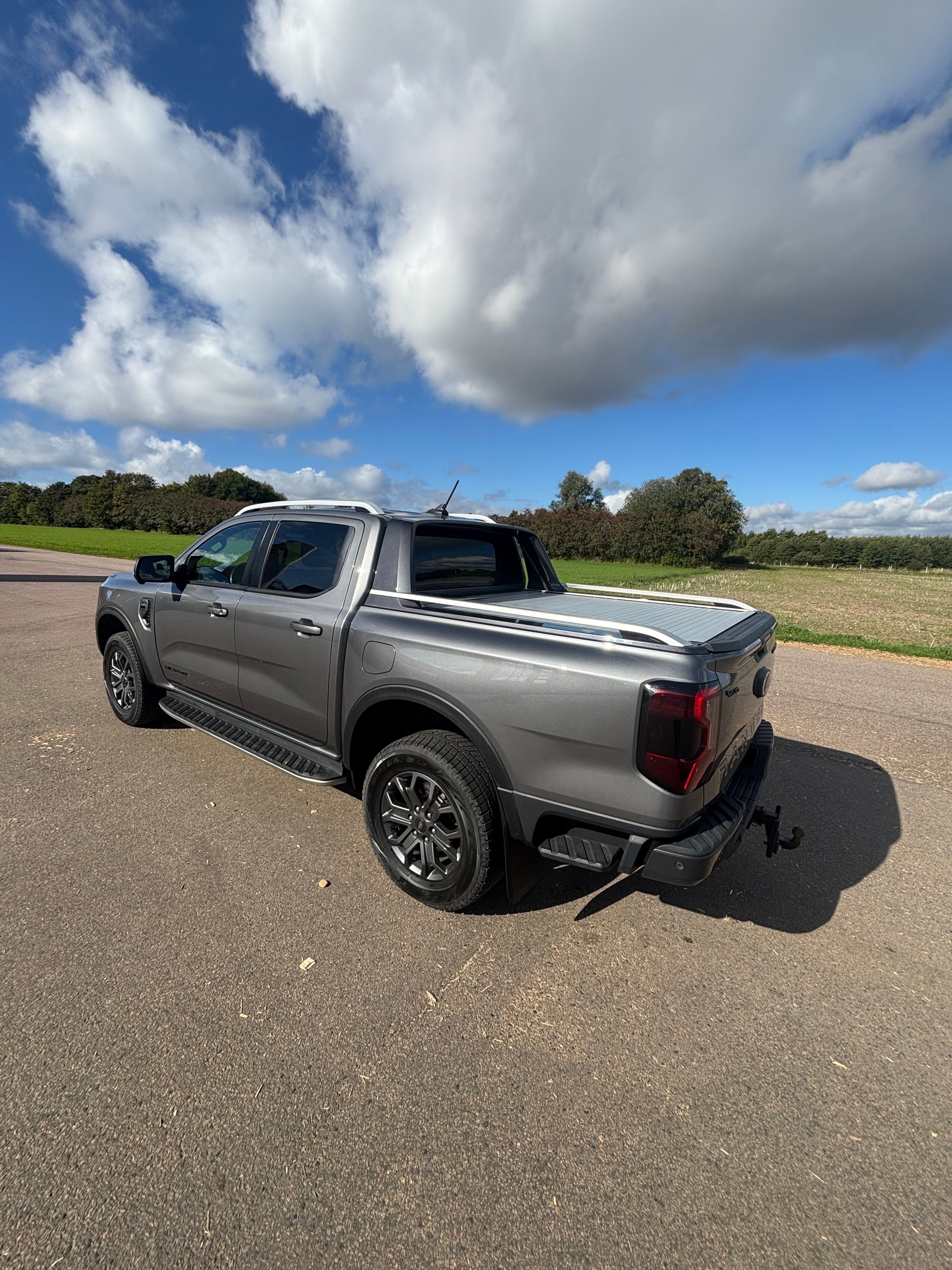 Ford Ranger Dubbelhytt 3.0 V6 -4WD 2023, bild 2/5
