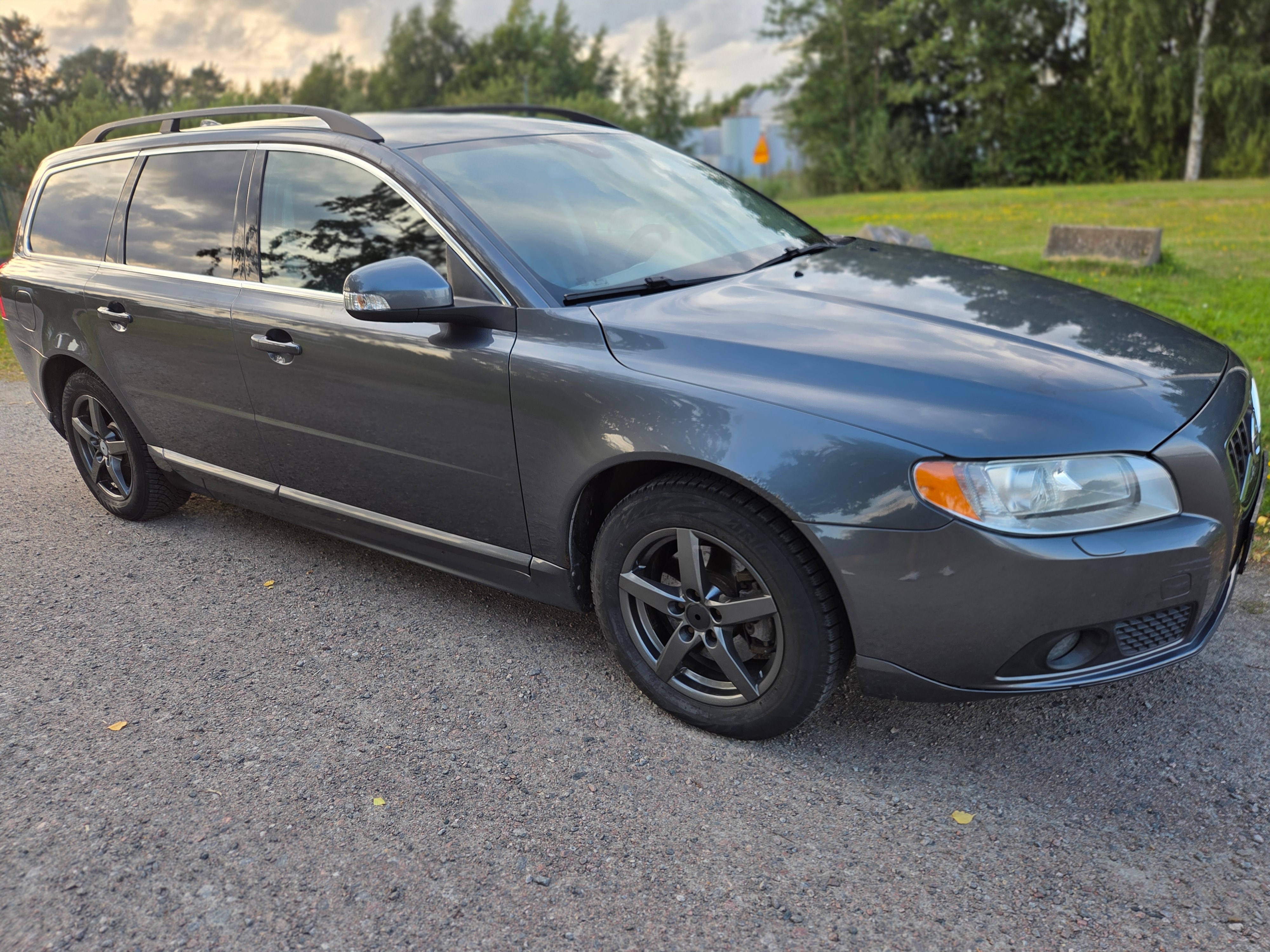 Volvo V70 2.0F Manuell 2010, bild 7/10