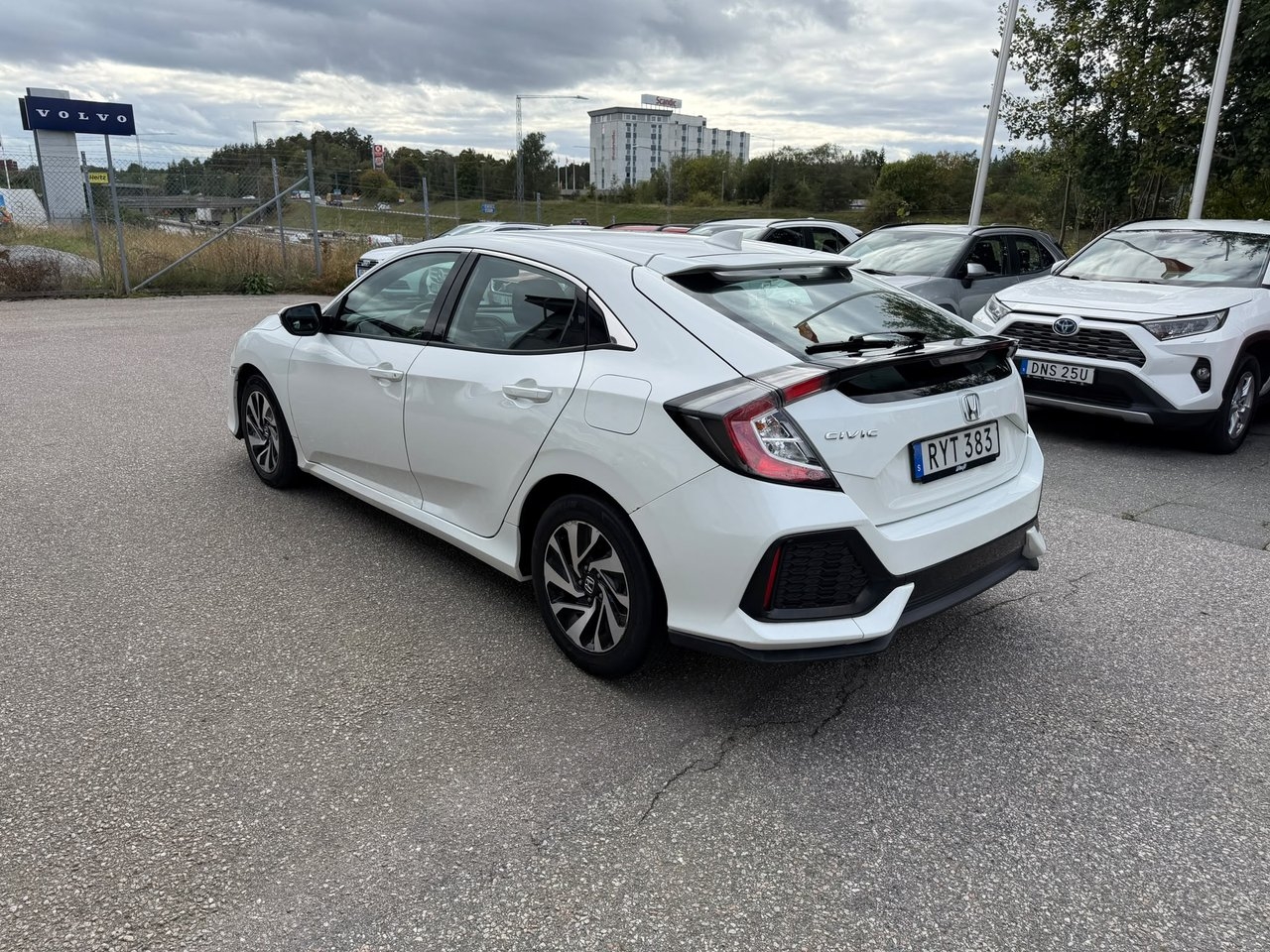 Honda Civic 2018, bild 2/10