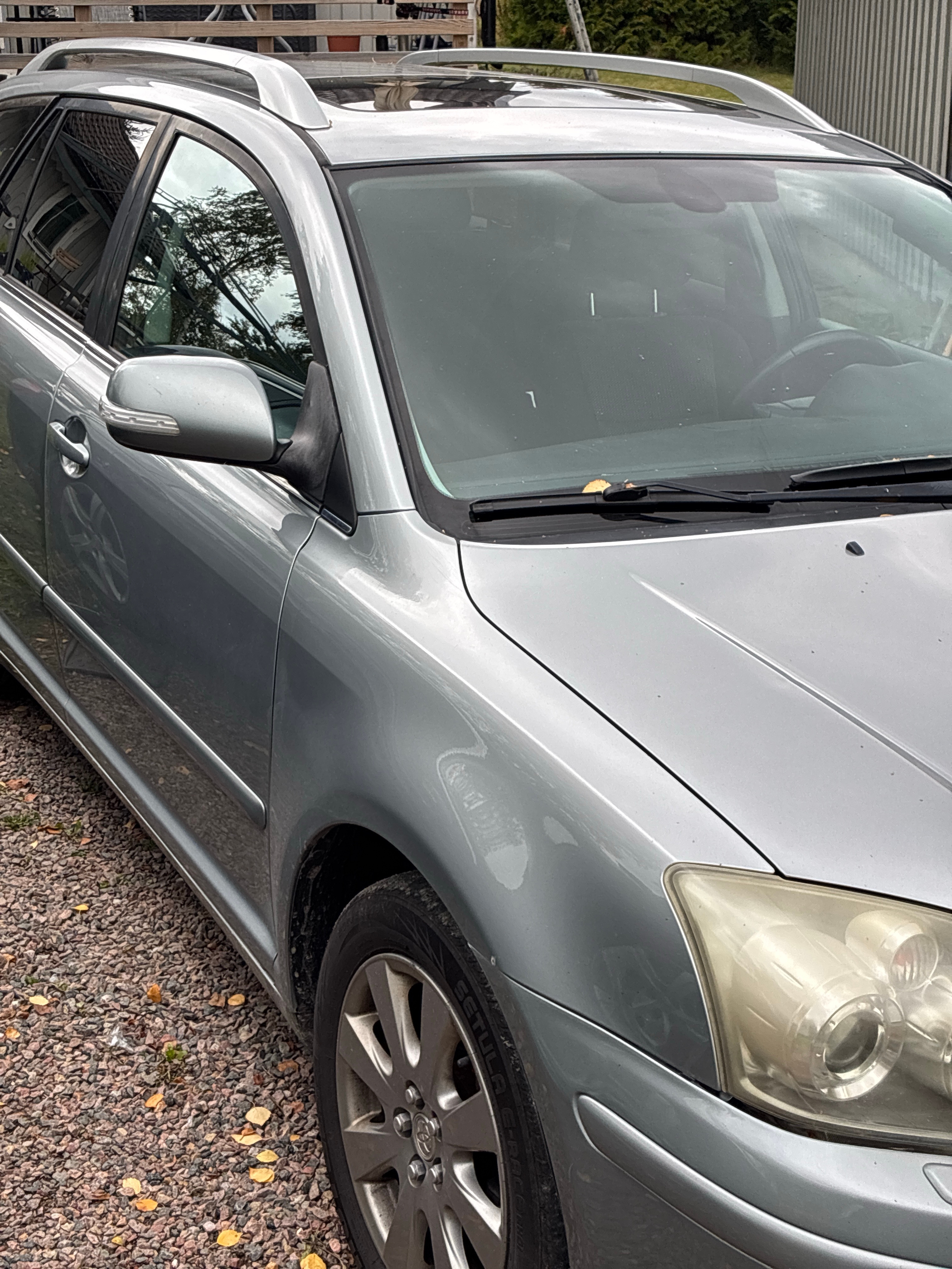 Toyota Avensis 2008, bild 4/4