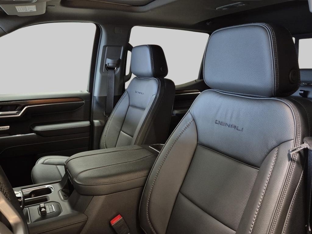 GMC Sierra 2026, photo 7/10