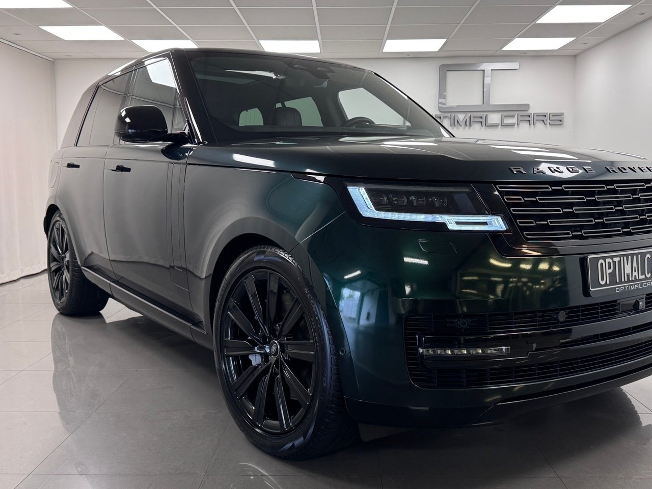 Land Rover Range Rover 2023, photo 2/10
