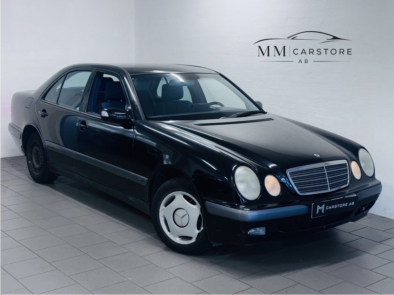 Mercedes-Benz E