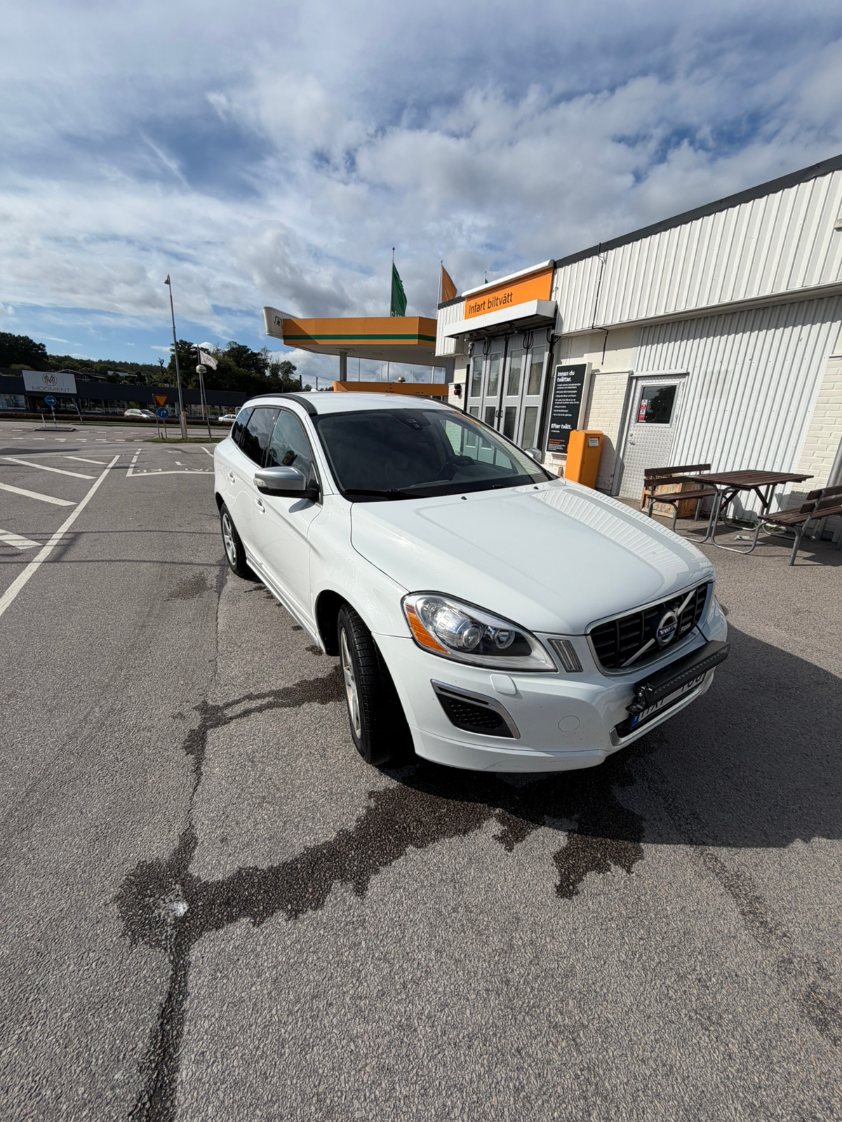 Volvo XC60 D4 AWD Geartronic 2013, bild 2/4