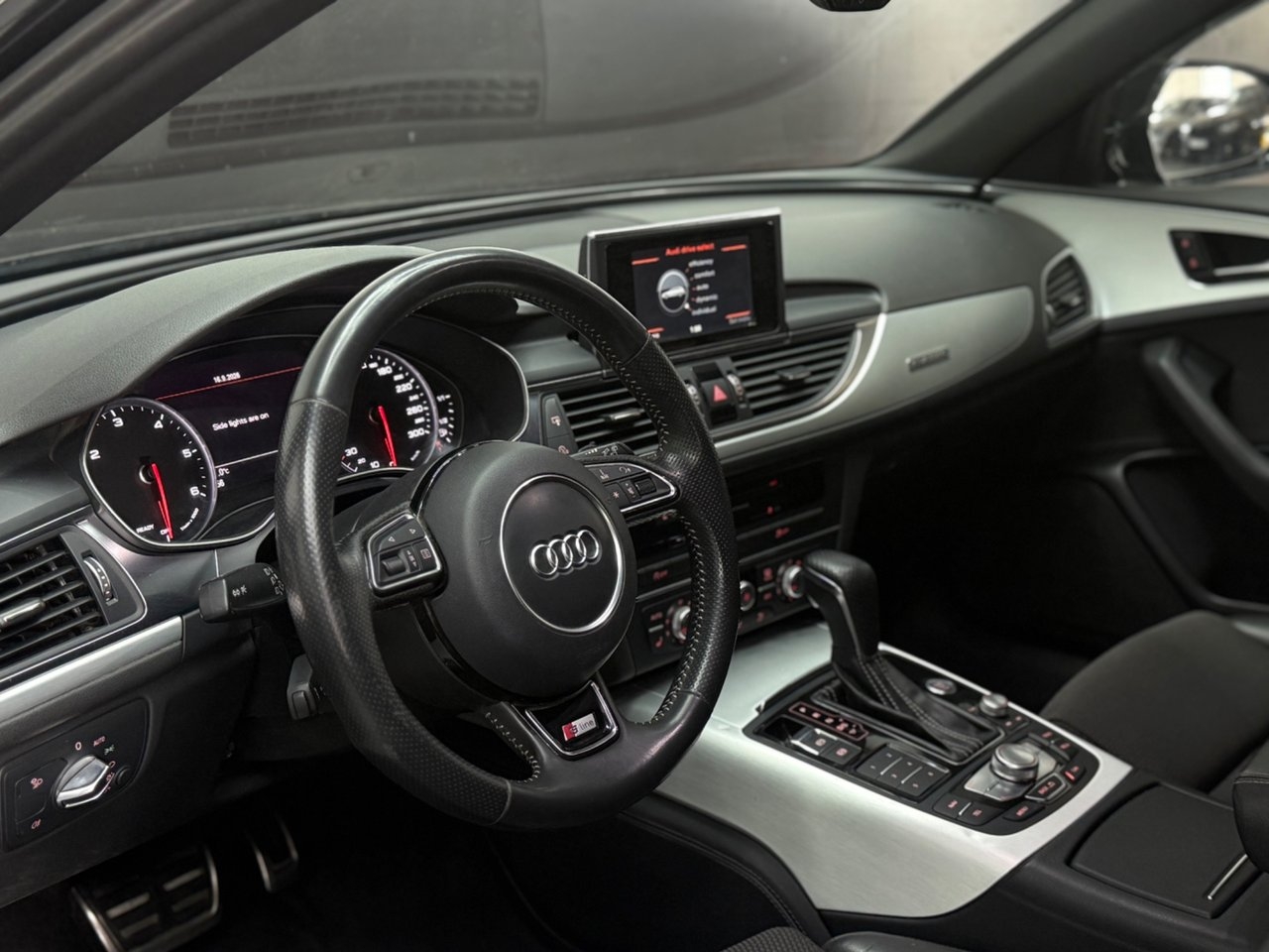 Audi A6 2018, bild 2/10