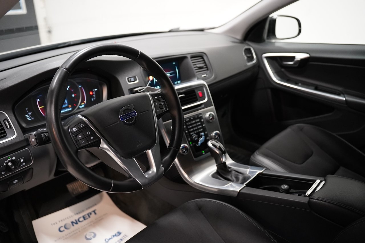 Volvo V60 Cross Country 2016, bild 6/10