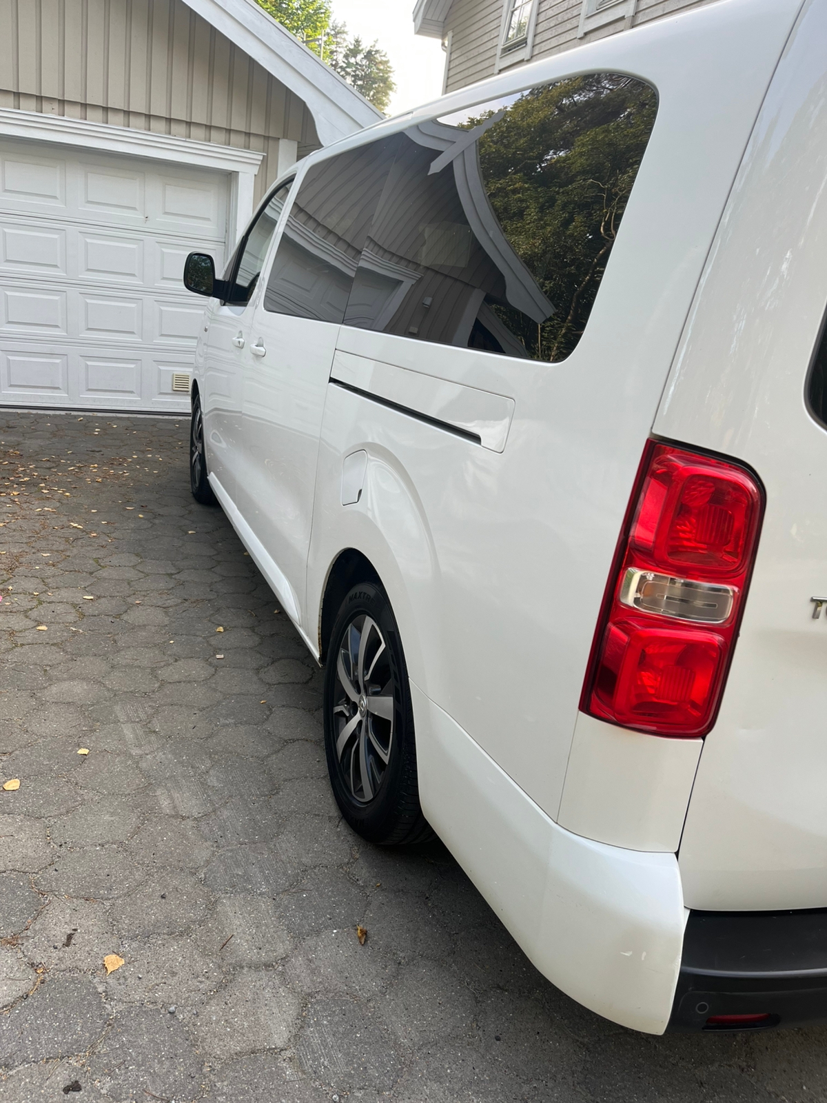 Toyota Proace Verso 2.0 D-4D Automatisk 2017, bild 3/10