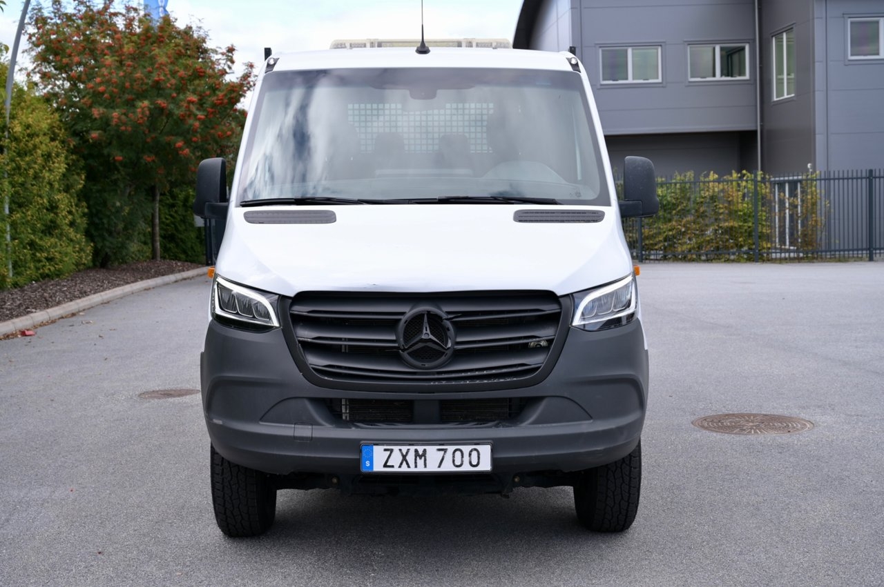 Mercedes-Benz Sprinter 2023, photo 2/10