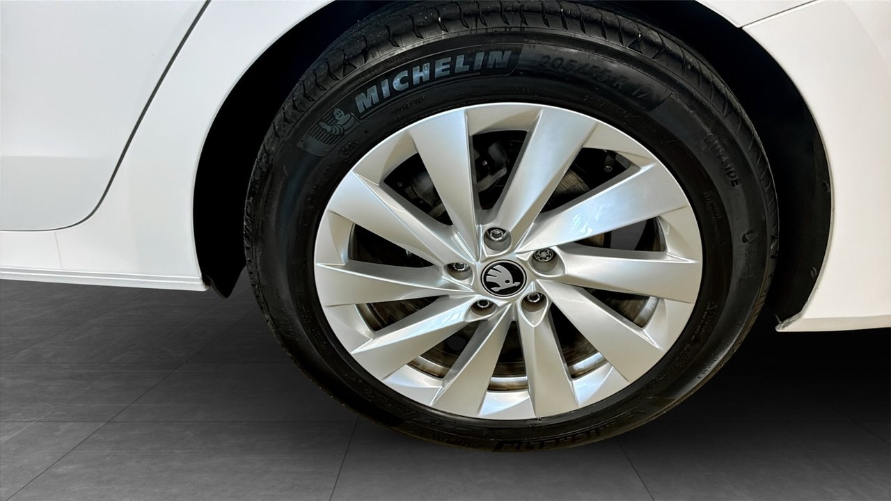 Skoda Octavia 2025, bild 6/10