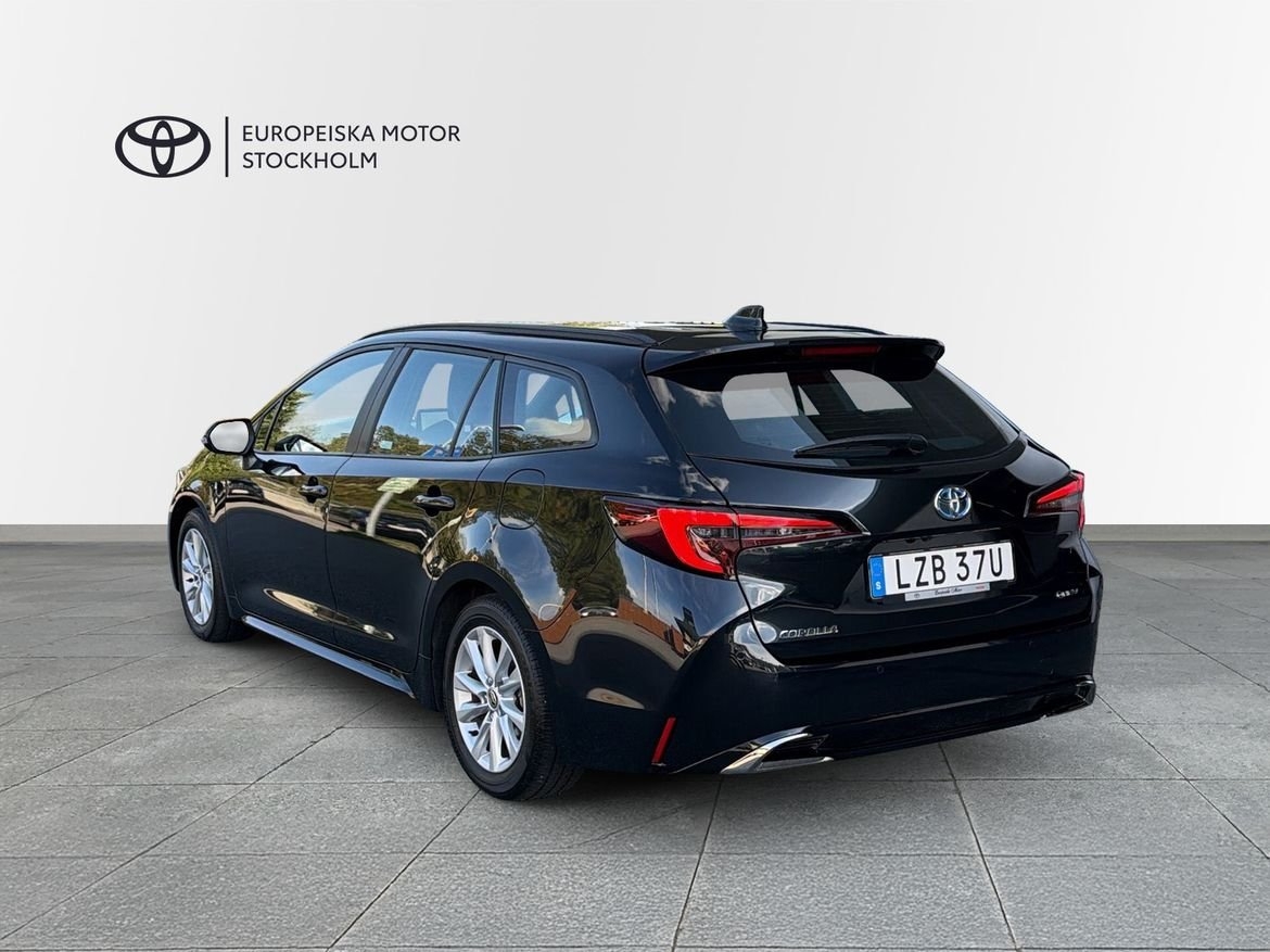 Toyota Corolla 2025, bild 2/13