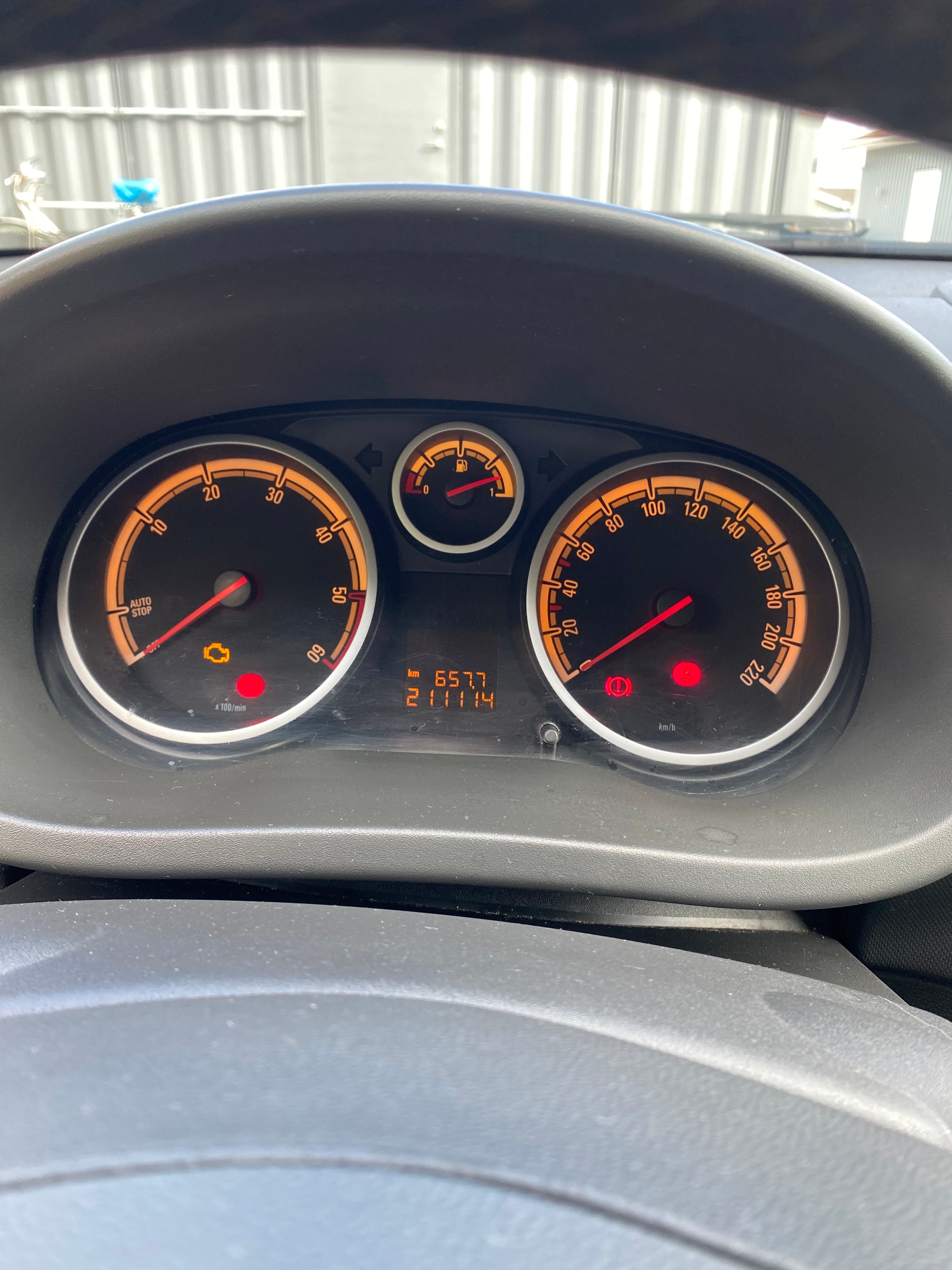 Opel Corsa 2011, bild 4/10
